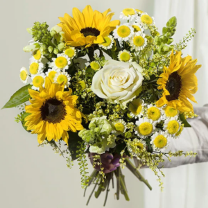 Hand-Tied Rose & Ribbon Wrap Bunch
